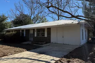 210 Sidney Ave, Defuniak Springs, FL 32433 - Photo 2