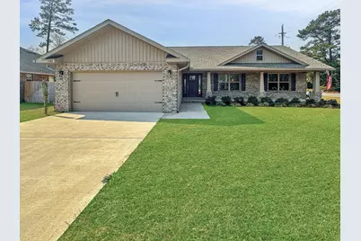 5908 Silvercrest Boulevard, Crestview, FL 32536 - Photo 1