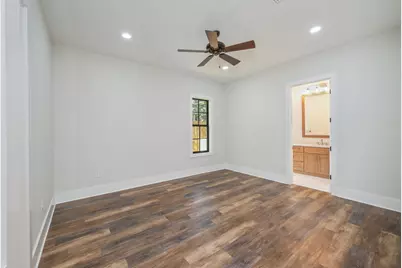 191 W Miracle Strip Parkway, Mary Esther, FL 32569 - Photo 56