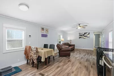 437 Black Creek Lodge Road, Freeport, FL 32439 - Photo 10