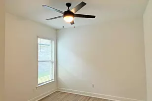 345 E Tweet St, Freeport, FL 32439 - Photo 14