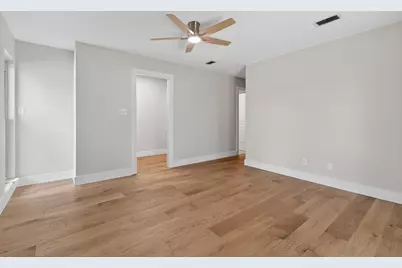 1013 Lake Drive, Niceville, FL 32578 - Photo 30