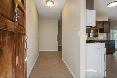206 Esmond Court, Niceville, FL 32578 - Photo 10