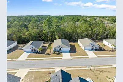 462 Whispering Creek Avenue, Freeport, FL 32439 - Photo 2