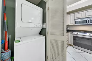 515 Tops'l Beach Summit #913 Blvd, Miramar Beach, FL 32550 - Photo 18