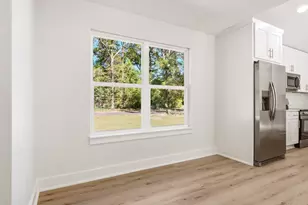 374 S 20th St, Defuniak Springs, FL 32435 - Photo 12