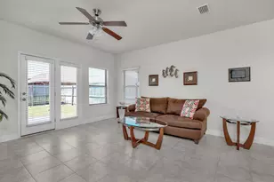 1729 Waterford Sound Blvd, Gulf Breeze, FL 32563 - Photo 14