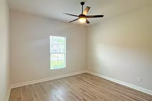 251 E Tweet St, Freeport, FL 32439 - Photo 16