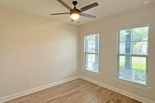 251 E Tweet St, Freeport, FL 32439 - Photo 14