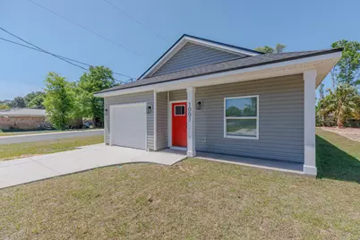 1001 Bremen Avenue, Pensacola, FL 32507 - Photo 10