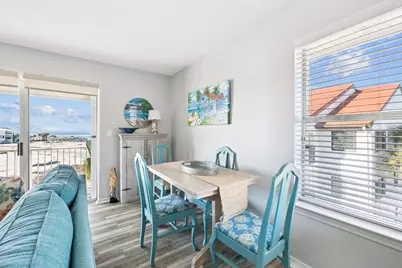7464 Sunset Harbor Drive #APT 133, Navarre, FL 32566 - Photo 6