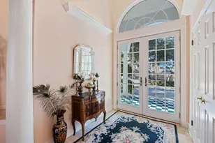 815 Choctaw Ln, Shalimar, FL 32579 - Photo 2