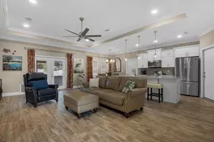 2 W Casa Loma Dr, Mary Esther, FL 32569 - Photo 12