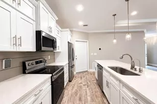 2 W Casa Loma Dr, Mary Esther, FL 32569 - Photo 8