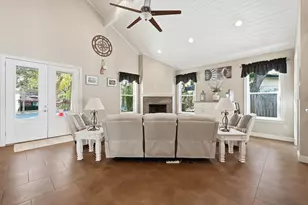 266 Florida Ave, Valparaiso, FL 32580 - Photo 24
