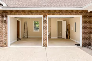 266 Florida Ave, Valparaiso, FL 32580 - Photo 8