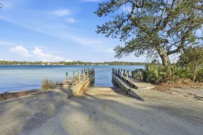 266 Florida Avenue, Valparaiso, FL 32580 - Photo 16