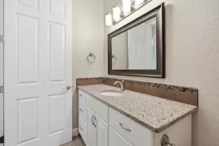 266 Florida Ave, Valparaiso, FL 32580 - Photo 48