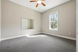 266 Florida Ave, Valparaiso, FL 32580 - Photo 12