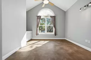 266 Florida Ave, Valparaiso, FL 32580 - Photo 12