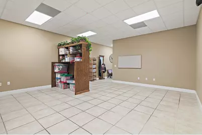 986 Airport Road #A & B, Destin, FL 32541 - Photo 8