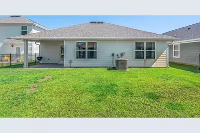 103 Riverwalk Circle, Freeport, FL 32439 - Photo 12