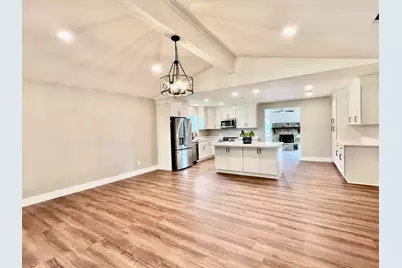 16 N 1st Street, Defuniak Springs, FL 32433 - Photo 12