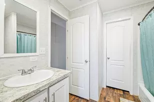 11907 Evergreen St, Fountain, FL 32438 - Photo 18