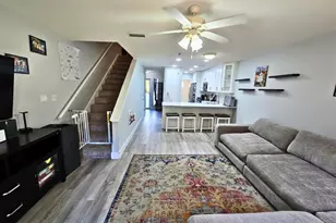 11 NW Poulton Dr, Fort Walton Beach, FL 32548 - Photo 2