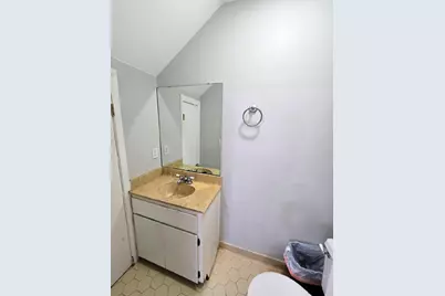 11 NW Poulton Drive #Unit E, Fort Walton Beach, FL 32548 - Photo 10
