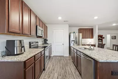 365 Merlin Court, Crestview, FL 32539 - Photo 18