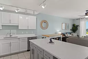 9902 S Thomas Dr, Panama City Beach, FL 32408 - Photo 10