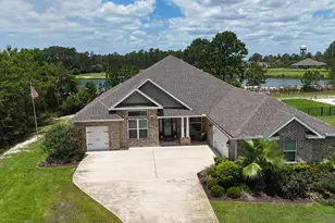 513 W Club House Dr, Freeport, FL 32439 - Photo 2