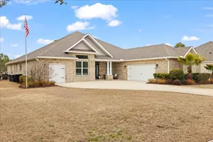 513 W Club House Dr, Freeport, FL 32439 - Photo 8