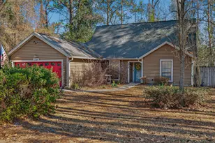 104 Fairway Dr, Crestview, FL 32536 - Photo 4