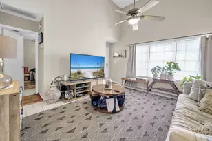 3040 Yorktown Cir, Fort Walton Beach, FL 32547 - Photo 10
