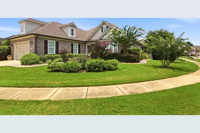 183 Meadow Lake Drive, Freeport, FL 32439 - Photo 2