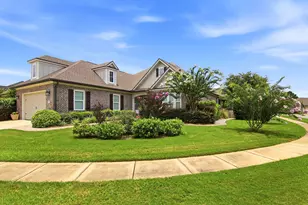 183 Meadow Lake Dr, Freeport, FL 32439 - Photo 2