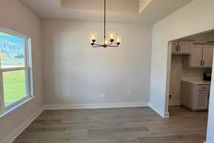 2414 Aleia Ln, Crestview, FL 32536 - Photo 6