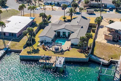 423 Caviar Drive, Fort Walton Beach, FL 32548 - Photo 1