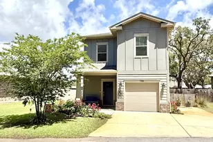 7388 hiawatha Ln, Navarre, FL 32566 - Photo 1