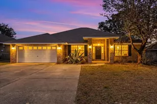 210 Citadel Ln, Crestview, FL 32539 - Photo 2