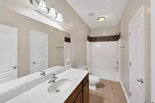 2490 S Lakeview Dr, Crestview, FL 32536 - Photo 10