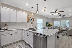 61A 9th Ave, Shalimar, FL 32579 - Photo 4