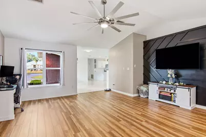 2708 Creeks Edge Lane, Navarre, FL 32566 - Photo 8