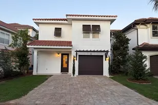 233 Calusa Blvd, Destin, FL 32541 - Photo 1