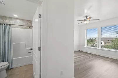 251 Mattie M Kelly Boulevard #302, Destin, FL 32541 - Photo 24