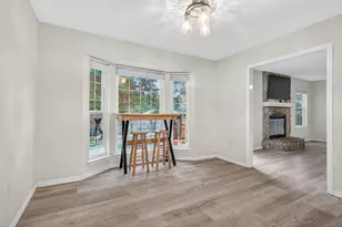 507 Matthew St, Niceville, FL 32578 - Photo 10