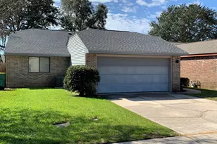 360 Evergreen Ave, Niceville, FL 32578 - Photo 1