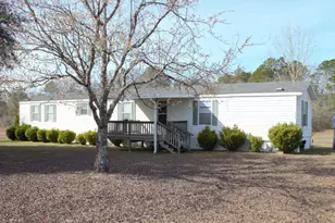 3272 Twin Lks Dr, Bonifay, FL 32425 - Photo 4